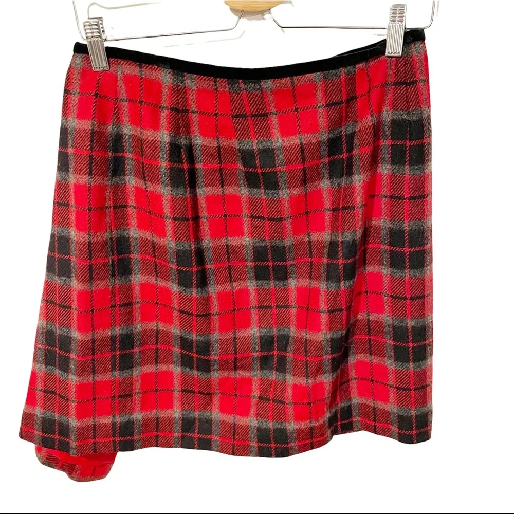 Liz Sport Vintage Y2K Size 10 Red Wool Plaid Wrap Mini Skirt Women‎
